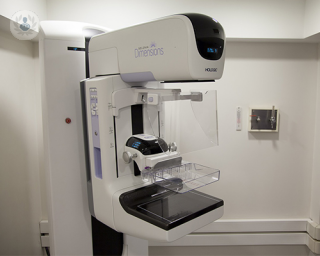 Las mamografías digitales permiten una mejor visualización y emiten menos radiación