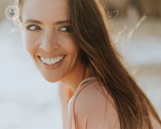 El antiaging dental consiste en devolver a los pacientes una sonrisa rejuvenecida