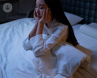 El insomnio es un trastorno causado por el estrés, la ansiedad y los cambios en la rutina diaria