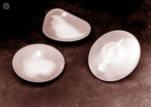 implantes mamarios