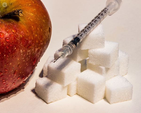 Una bomba de insulina permite administrar insulina de forma automática las 24 horas del día - Top Doctors