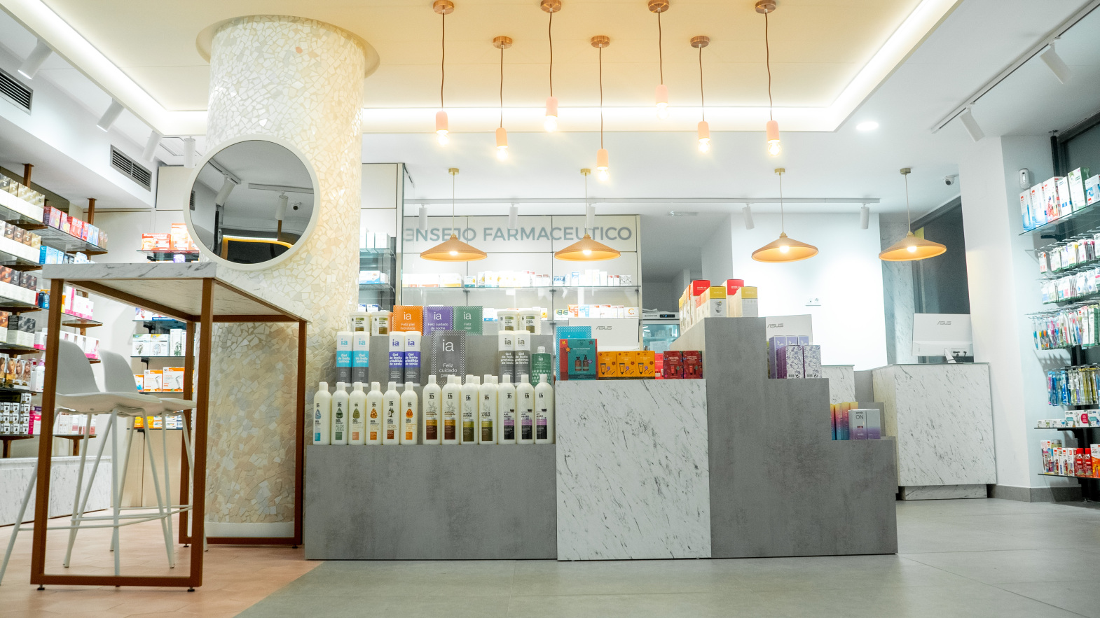 Farmacia Ciento Ocho