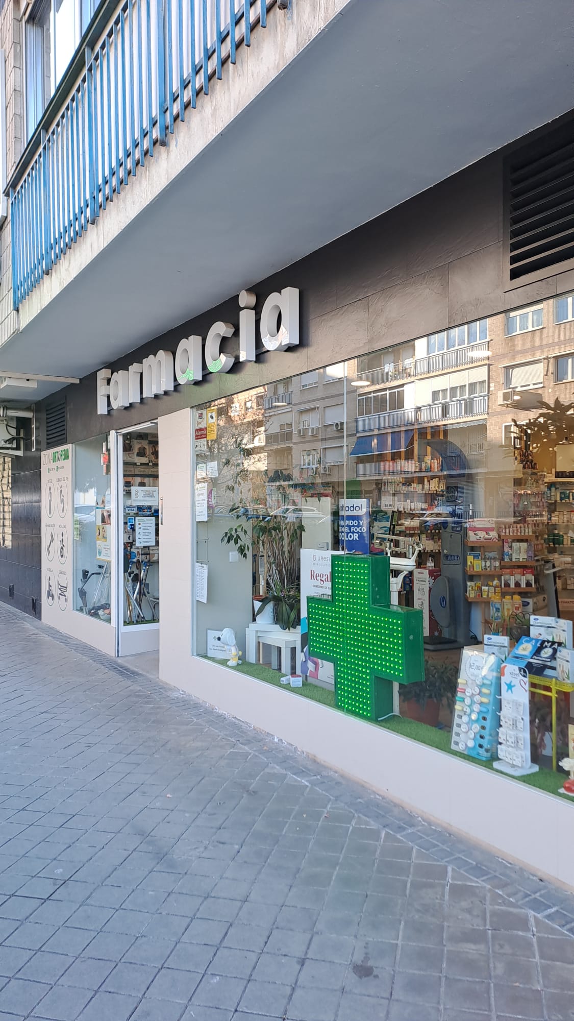 Farmacia Rosas de San Blas
