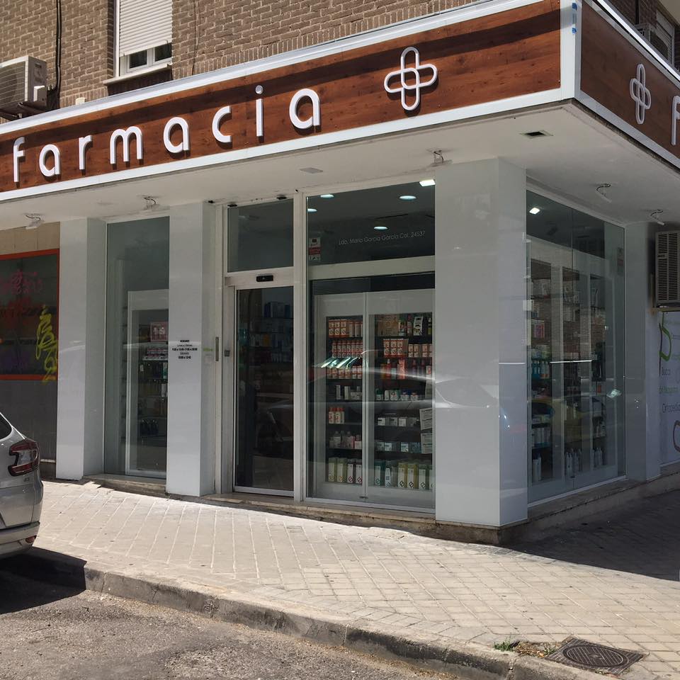 Farmacia Entrearroyos, 1