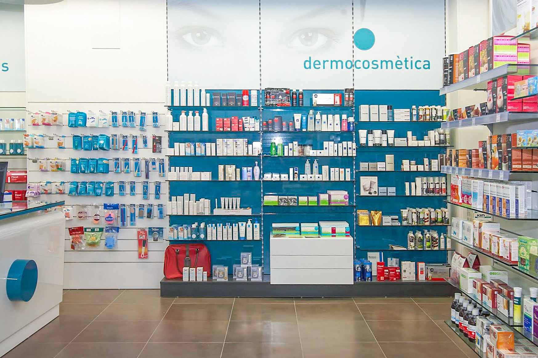 Farmacia Giné