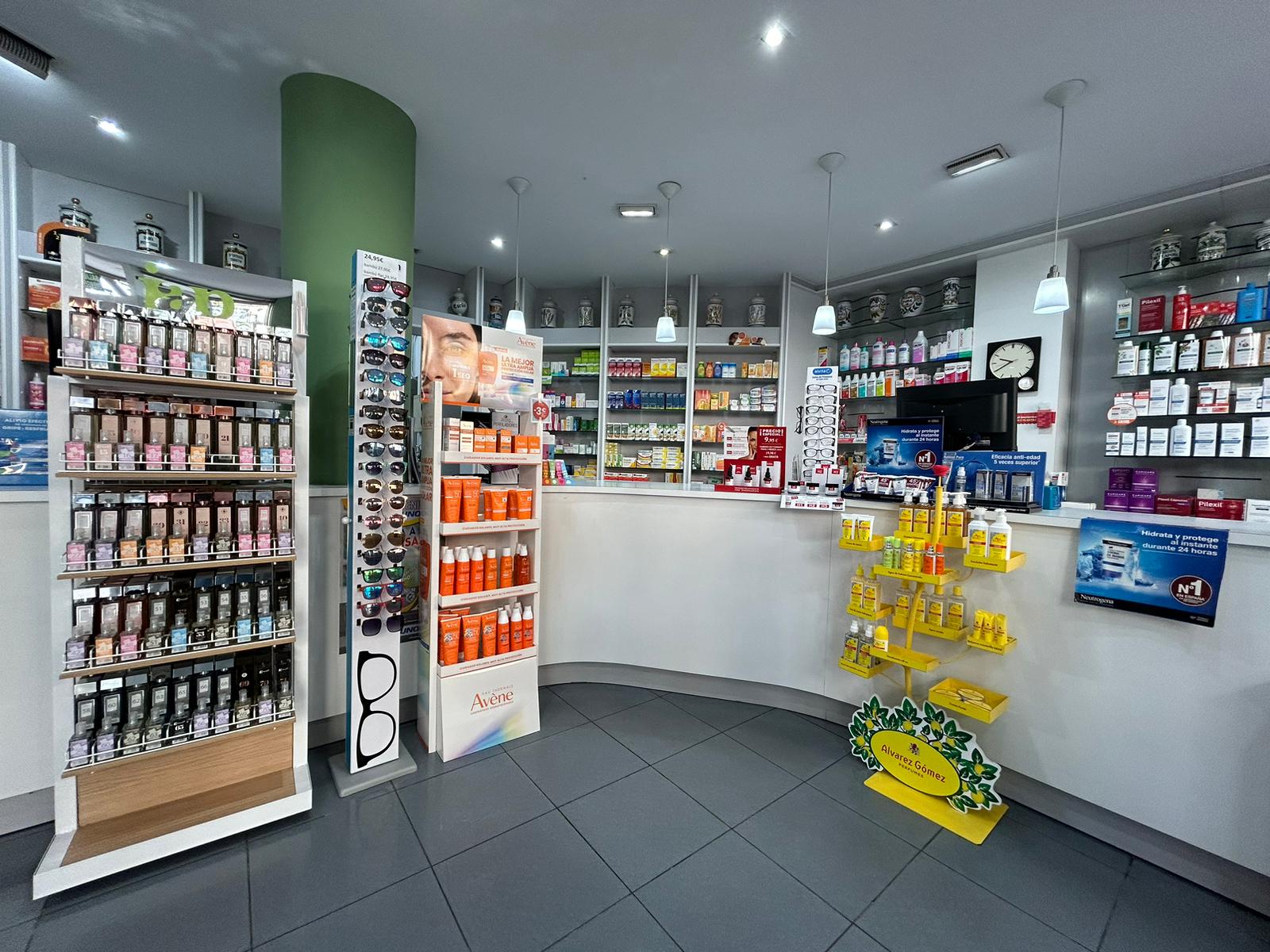 Farmacia Salazar Mena 
