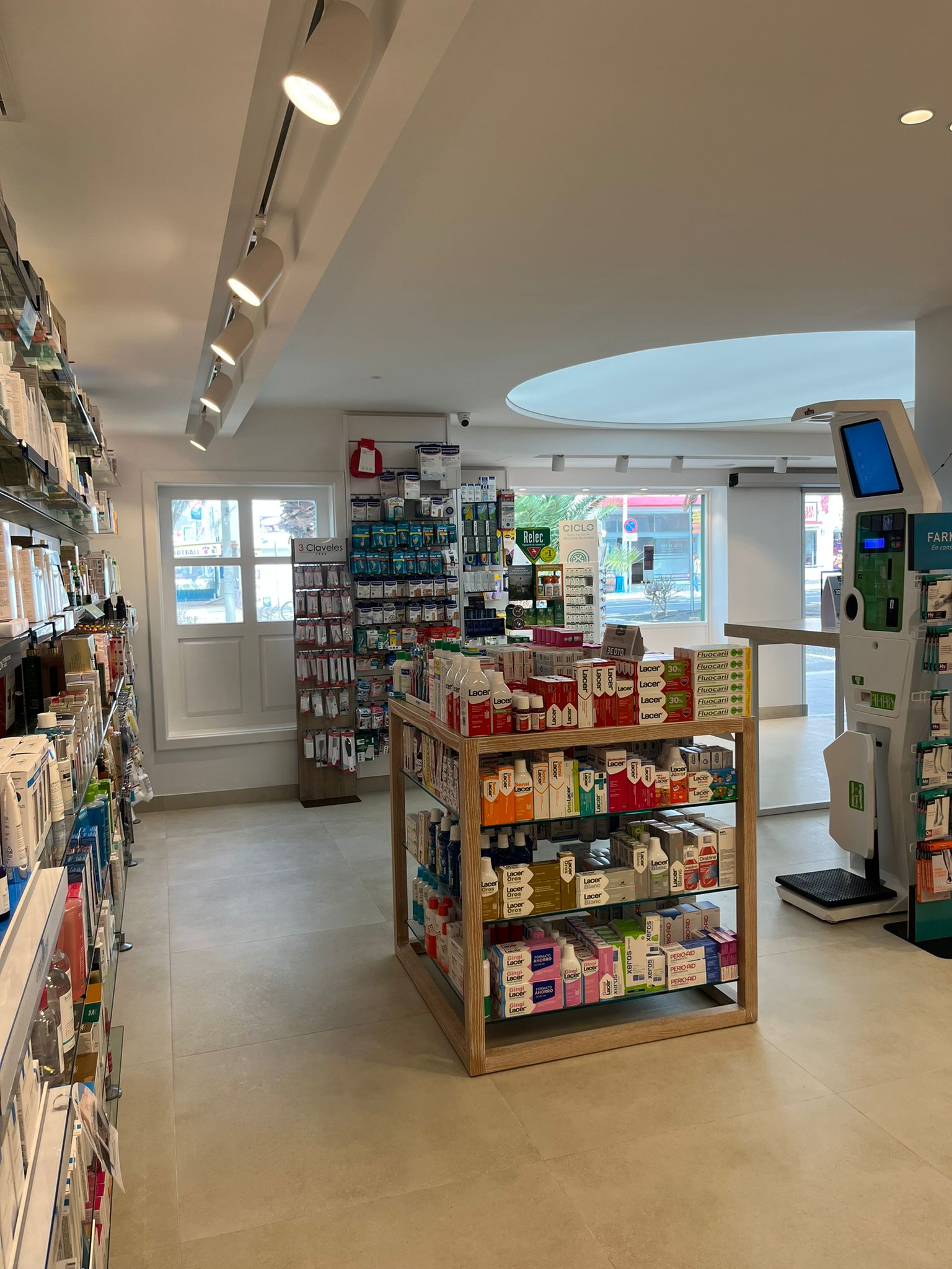 Farmacia Pueblo Marinero 