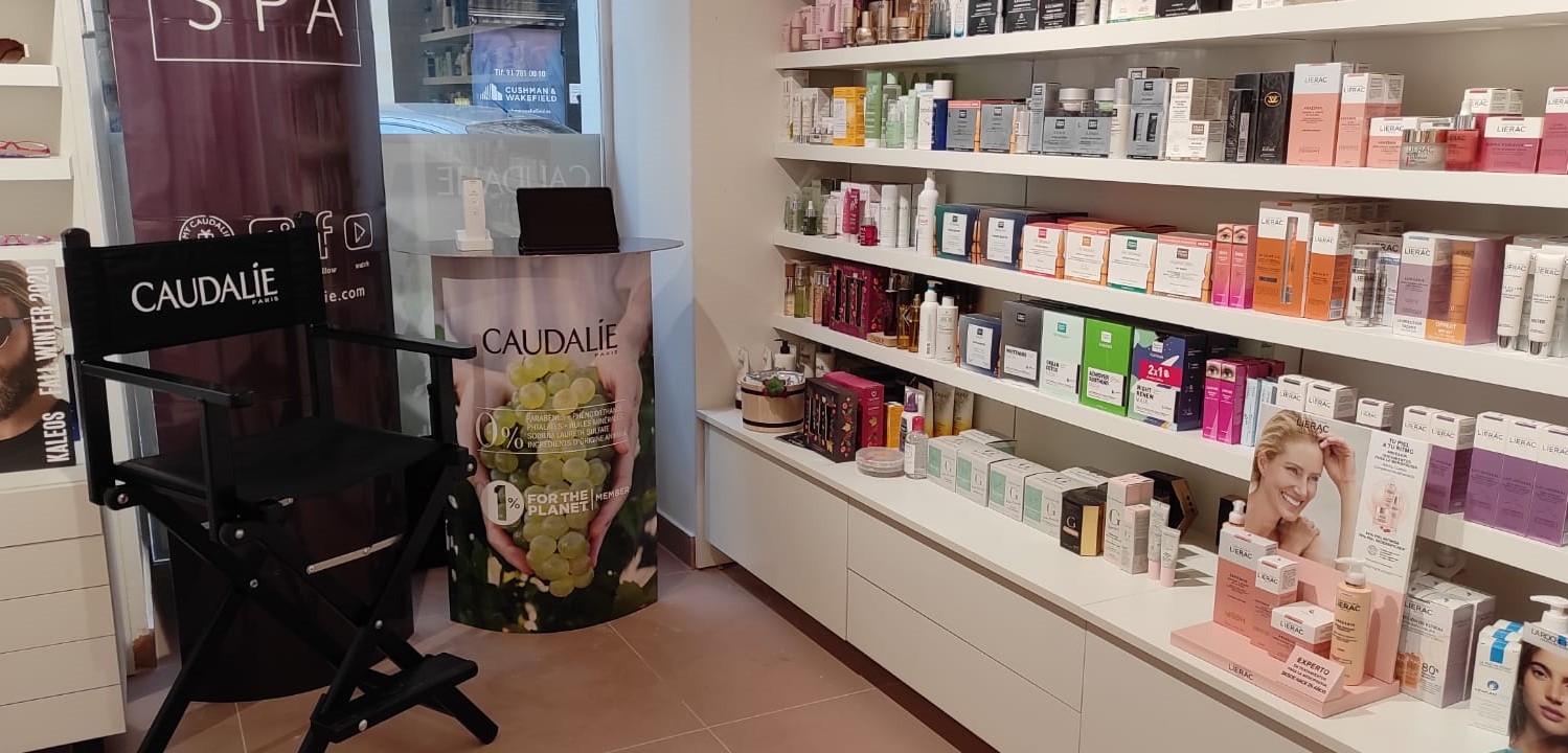Farmacia Coello 74