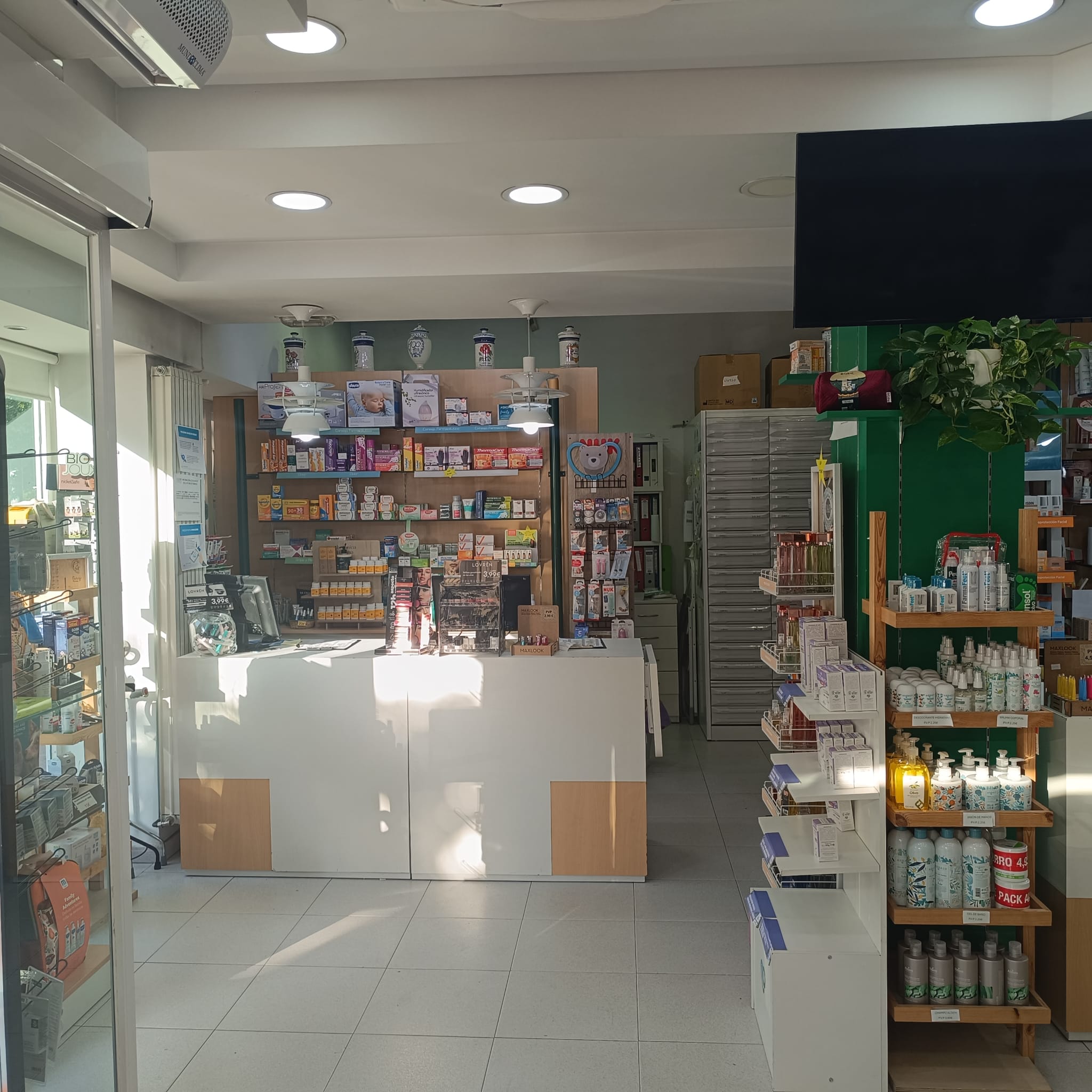 Farmacia Dos de Mayo