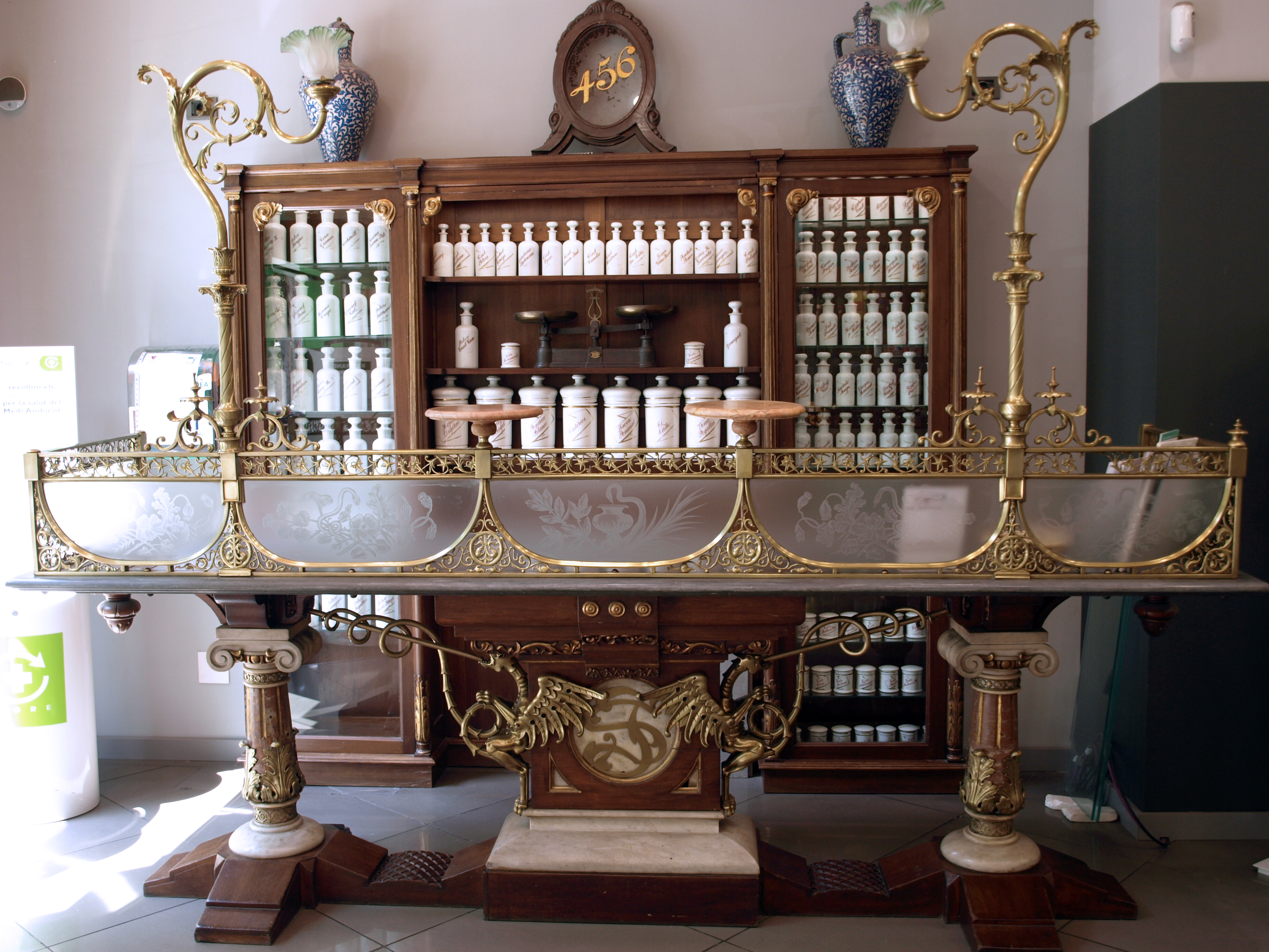 Farmacia Serra Mandri