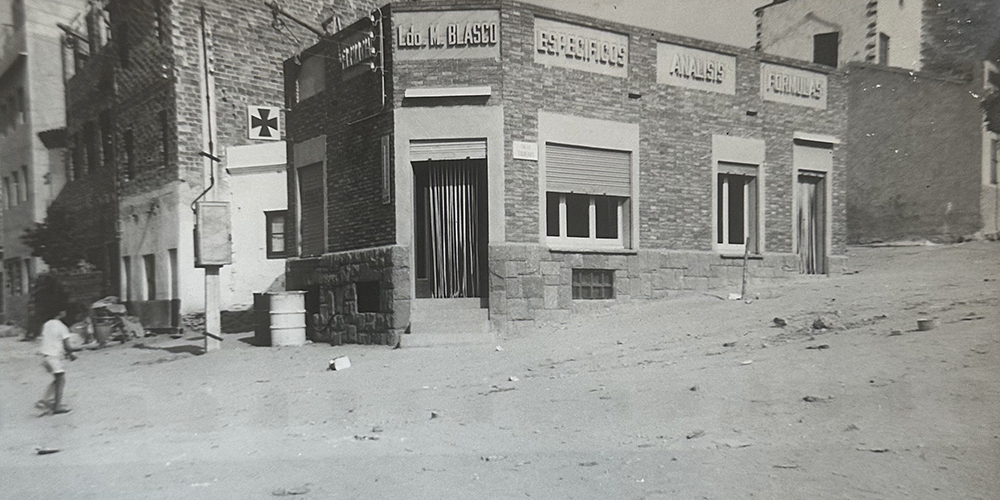 Farmacia Manuel Blasco Gil 