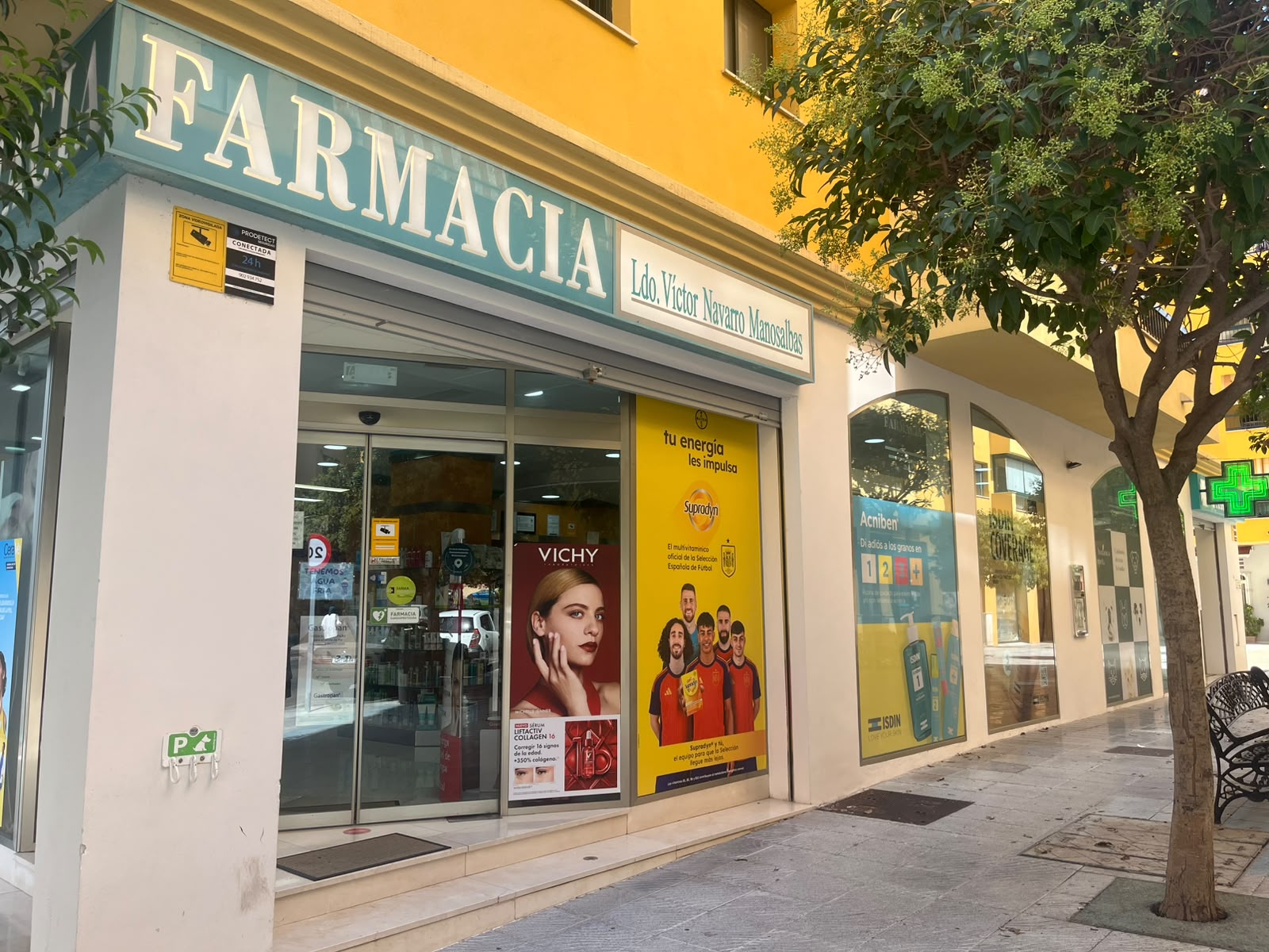 Farmacia Víctor Navarro Manosalbas