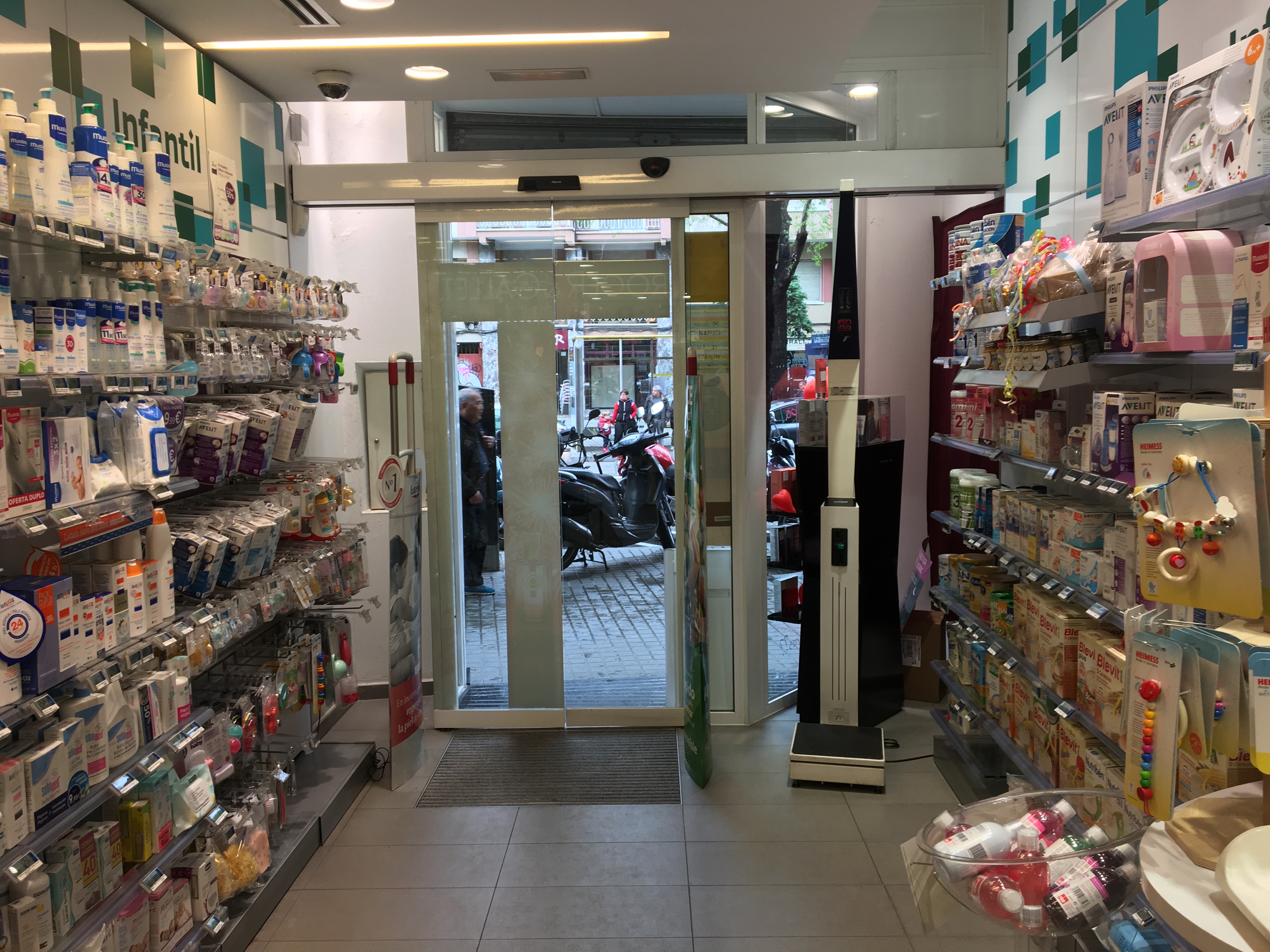 Farmacia Forés