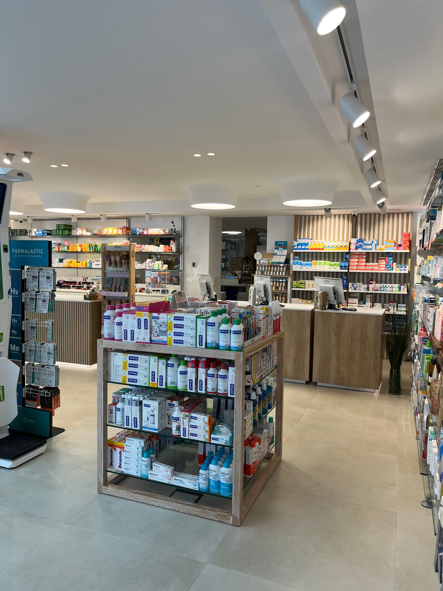 Farmacia Pueblo Marinero 