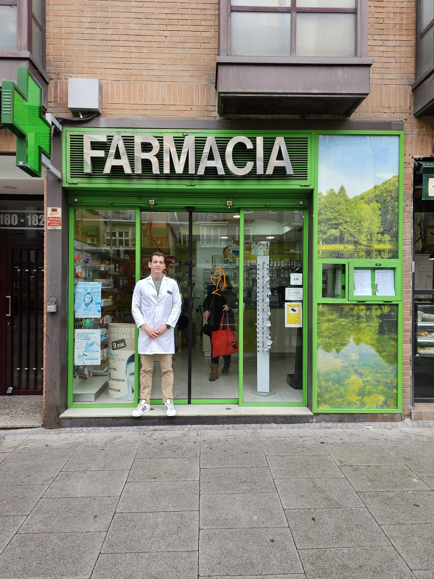 Farmacia Sanginés 