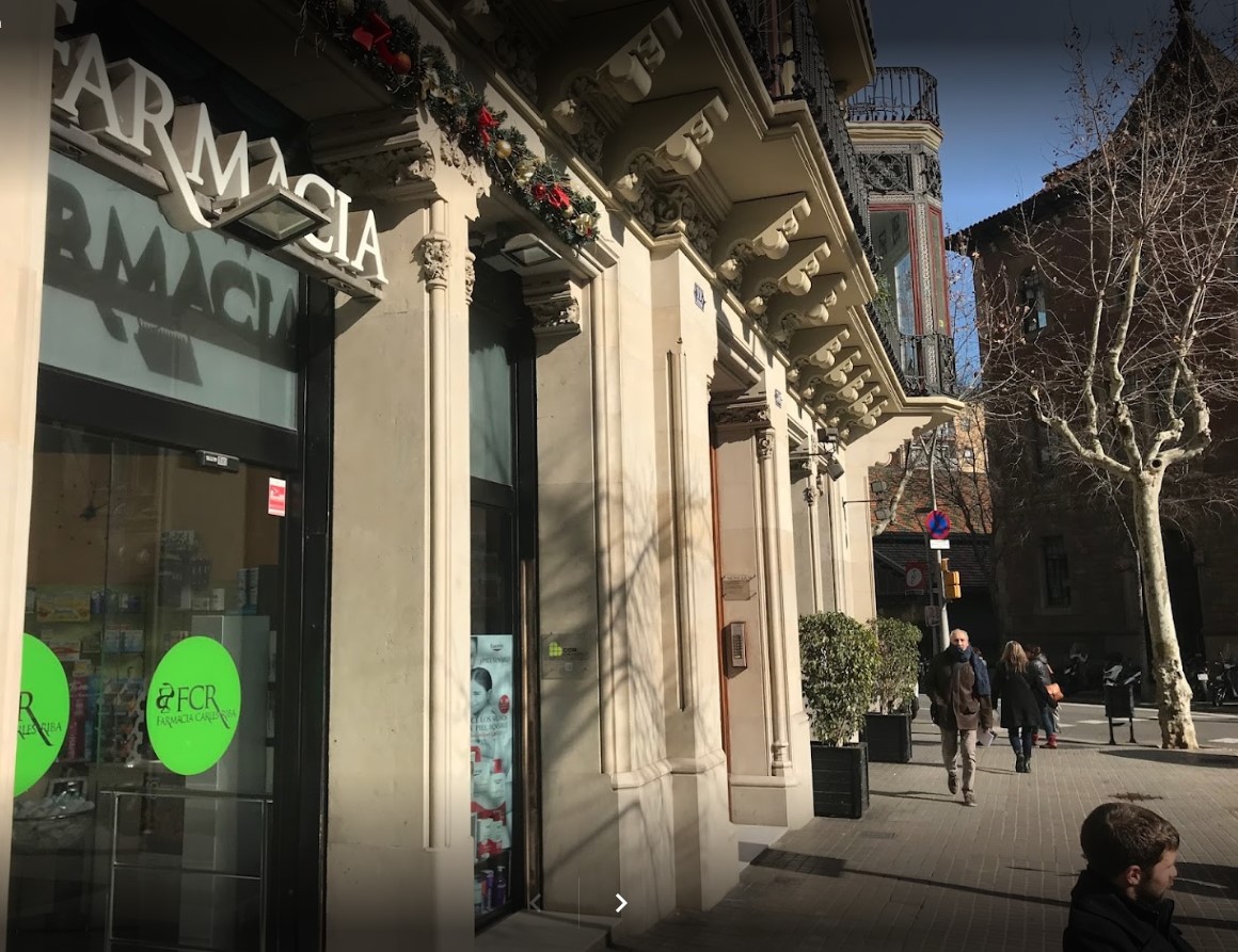 Farmacia Carles Riba C.B.