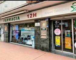 Farmacia Reyes Católicos