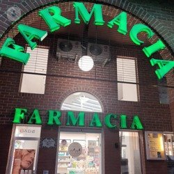 Farmacia María José Tello Montoliu