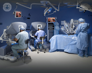 cirugia robotica en urologia: el robot da vinci