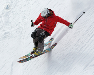 Las lesiones en la rodilla en deportes como el esquí, rey de los JJOO de invierno, se deben a sobrecarga, traumatismo directo y torsión