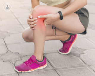 La lesión de ligamento cruzado anterior es más común en mujeres y en deportes que conllevan saltos, giros o frenos bruscos.