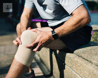 Los ligamentos cruzados de la rodilla sostienen la articulación y permiten su movimiento.