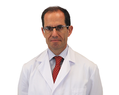 Dr. Héctor Ajubita Fernández