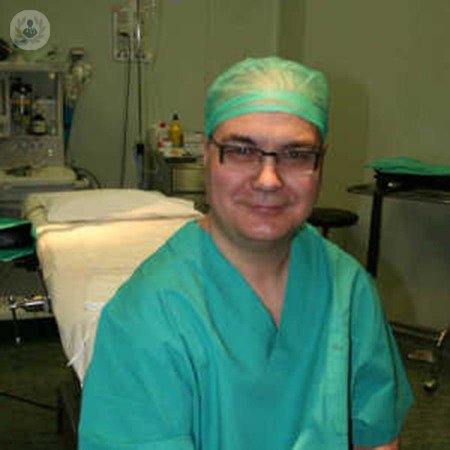 Dr. Javier Perales López