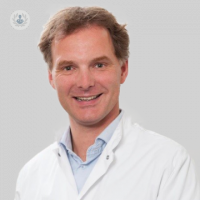 Dr. Joris van der Lugt