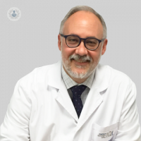 Dr. Carlos Hoyuela Alonso