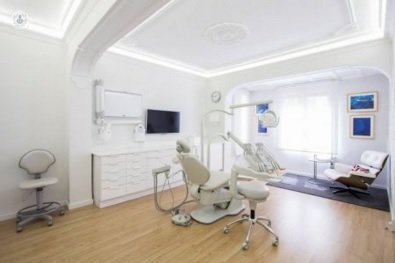 Bruxismo tratamiento  Clínica dental en Valencia Aviñó Mira