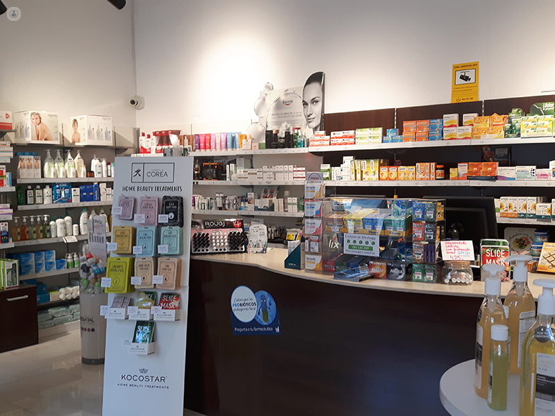 Farmacia, carrer de la Diputació - Girona
