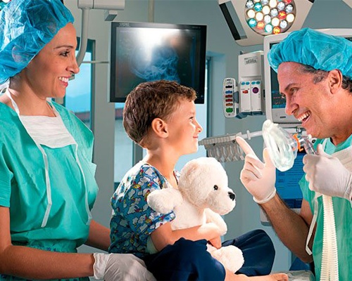 La circuncisión es una cirugía bastante habitual en niños