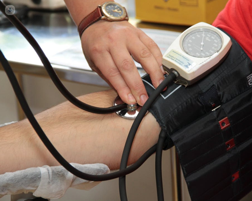 Se puede medir la tensión arterial con un tensiómetro